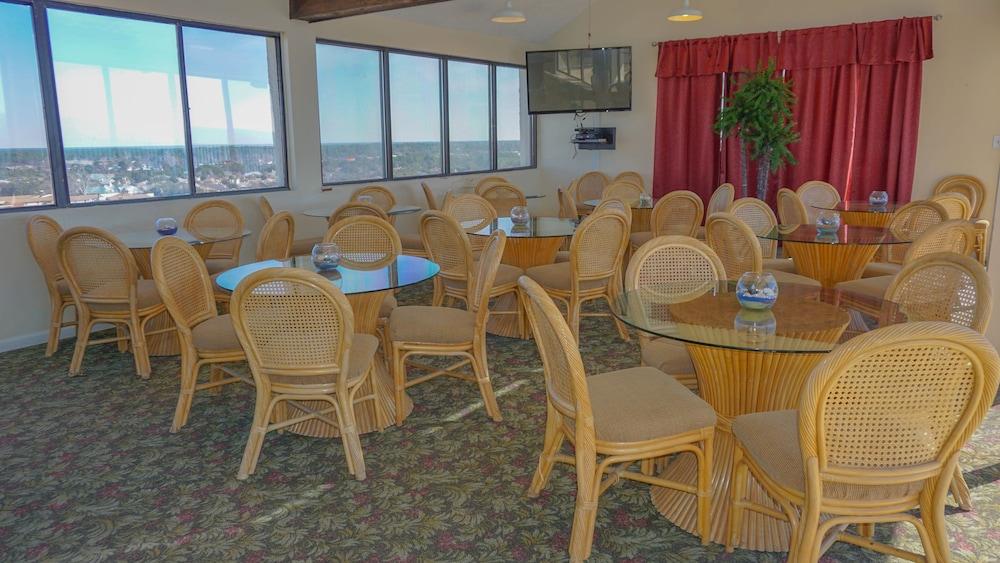 Landmark Holiday Beach Panama City Beach Exterior photo